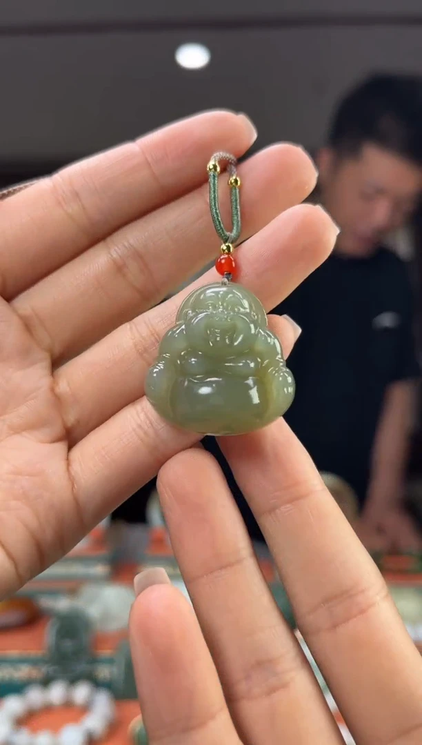 和田玉未镶嵌颈饰佩佩30mm左右