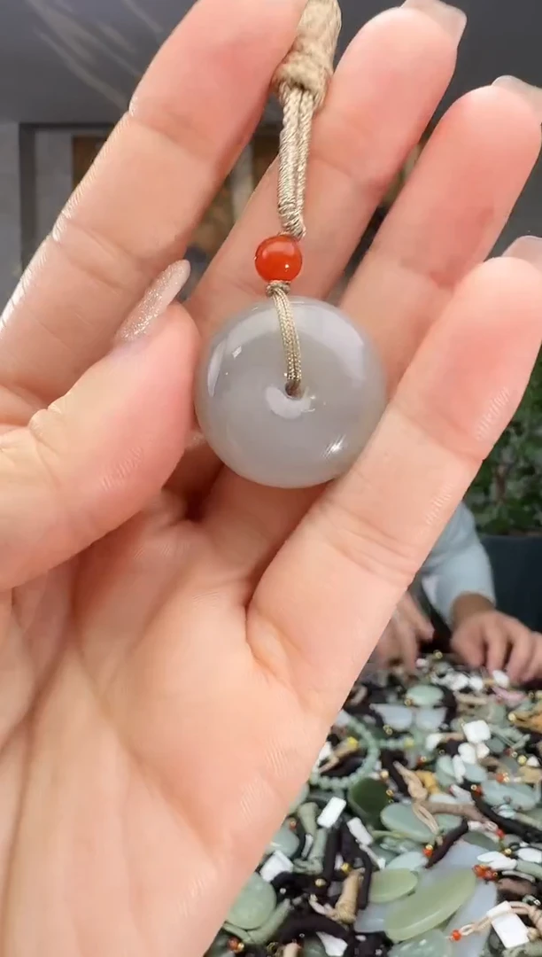 颈饰未镶嵌和田玉拍一发一多样性发货