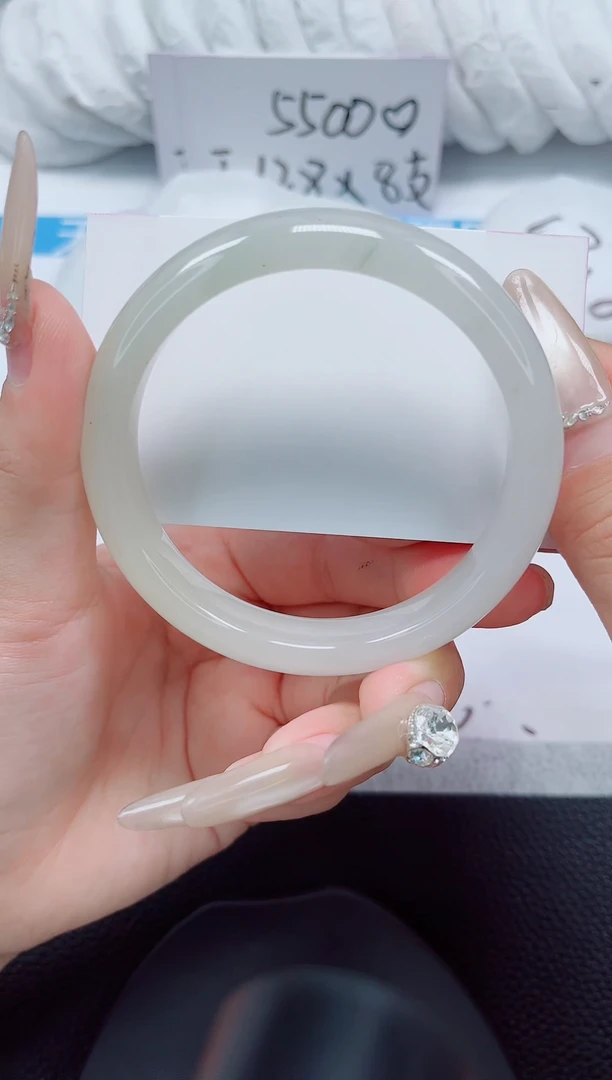 未镶嵌手镯石英质玉34-60/61