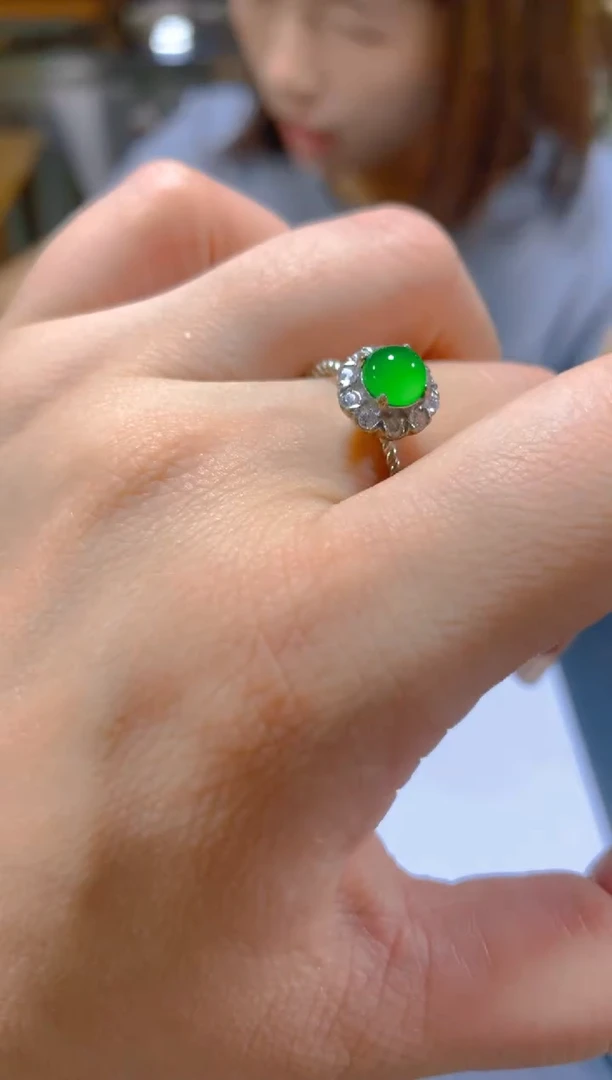 未镶嵌戒指翡翠多样性发一