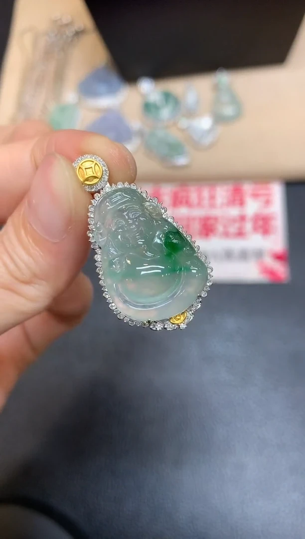 【闪购商品】翡翠吊坠(不含链)18K金镶嵌财神【无服务费