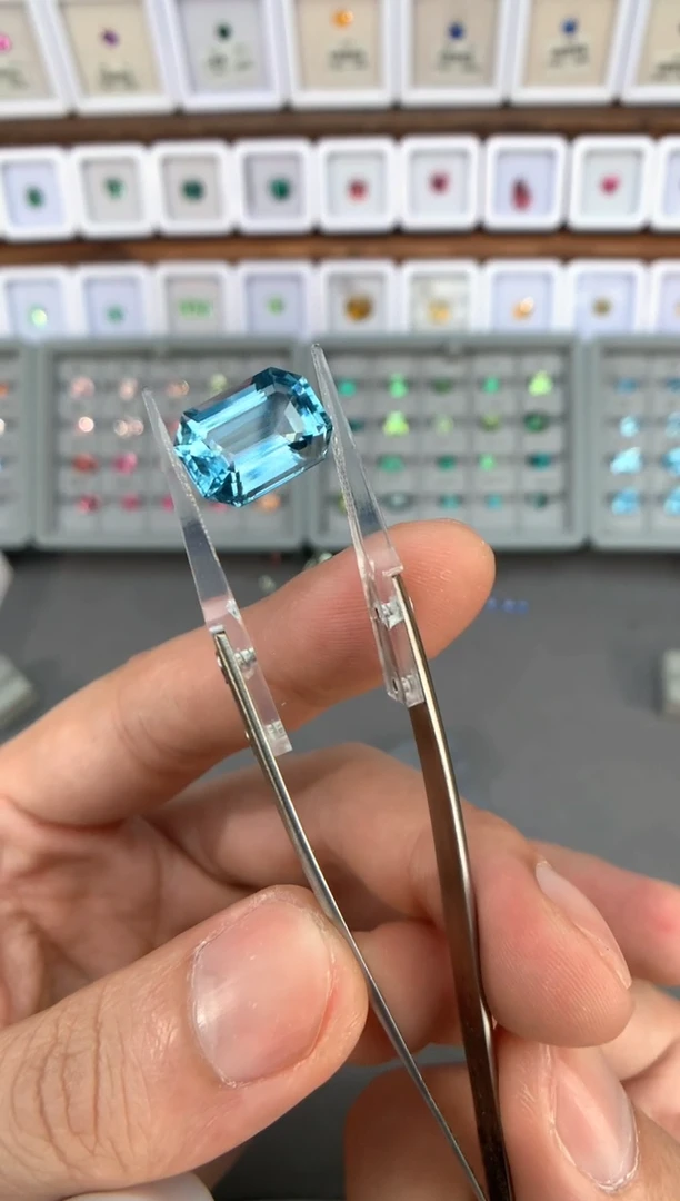 【闪购商品】定制海蓝宝石裸石未镶嵌8.92ct