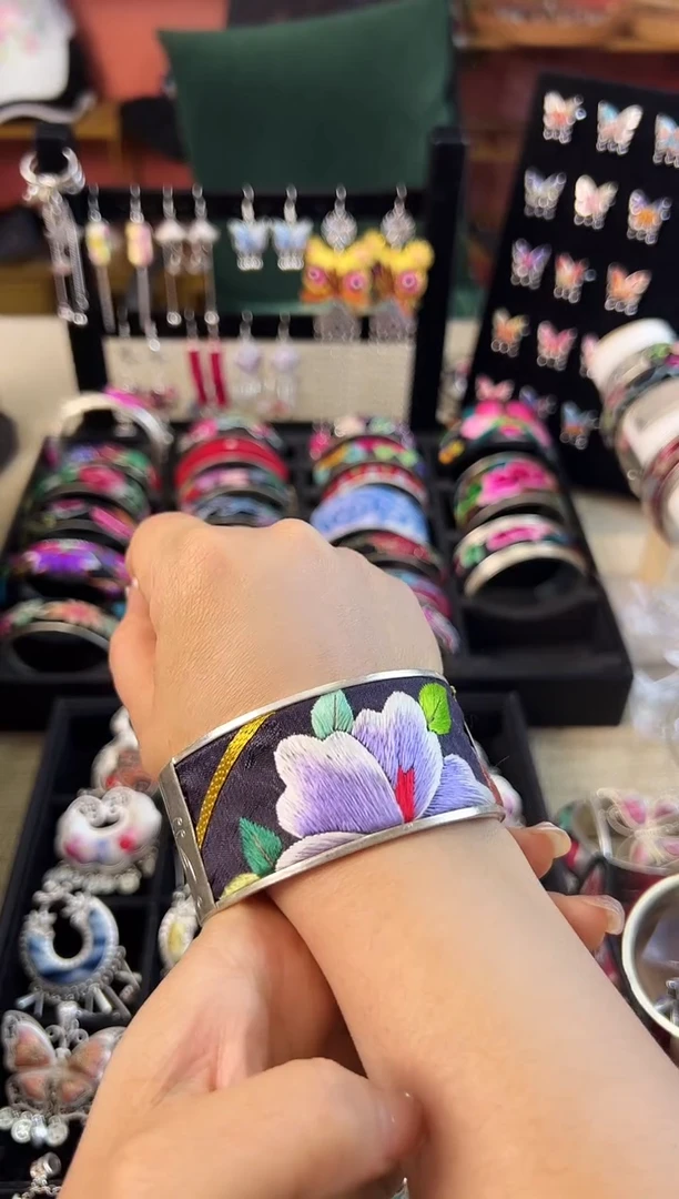 织绣艺枝独绣老绣饰品102