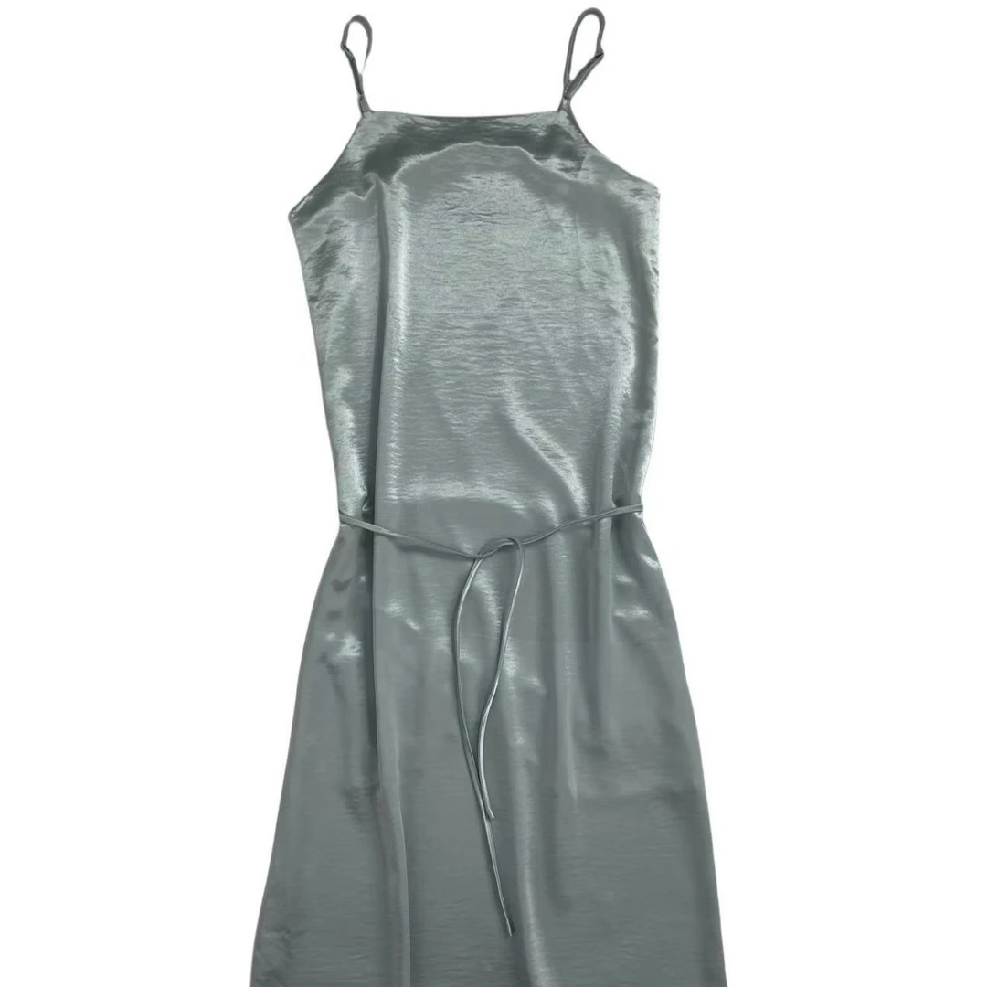 质感腰带吊带连衣裙