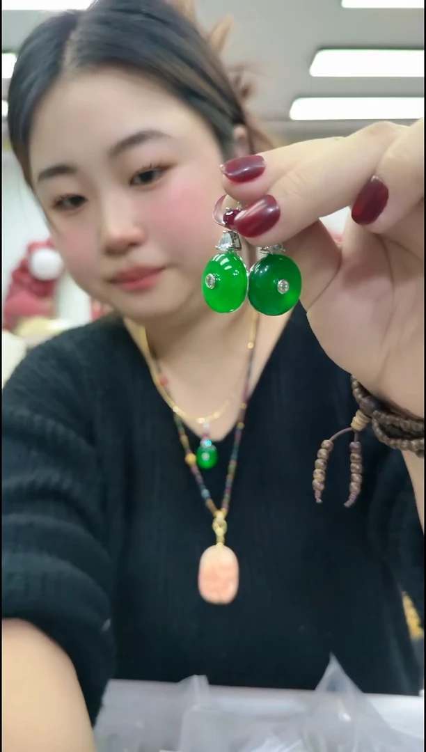 【闪购商品】石英质玉颈饰合金1685 绿扣坠一对