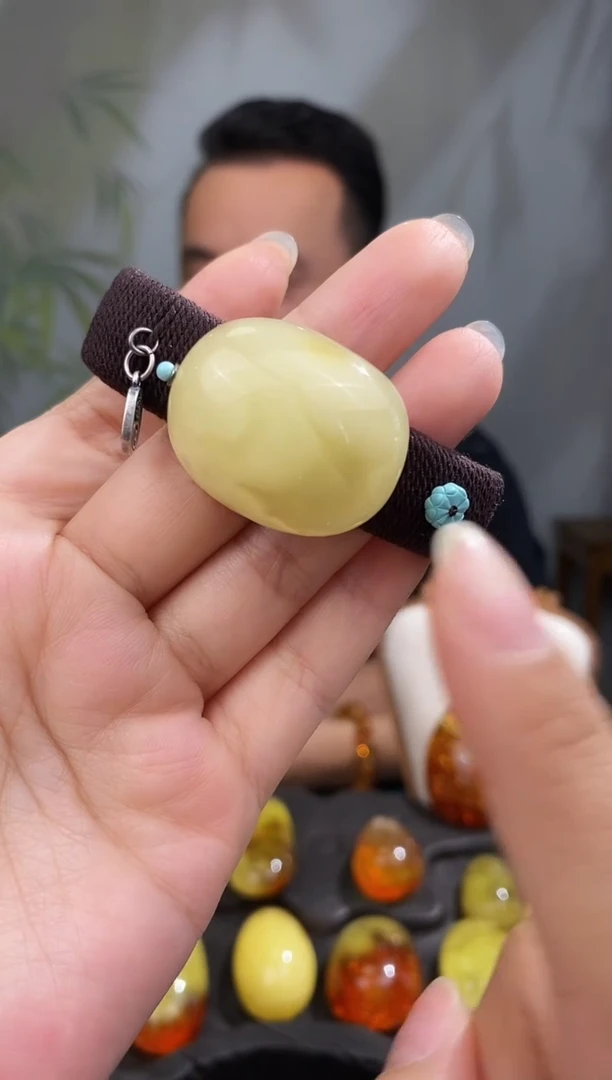 裸石琥珀未镶嵌基地发货 一物一证 顺丰包邮