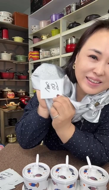 三醋酯纤维68号围巾（方）
