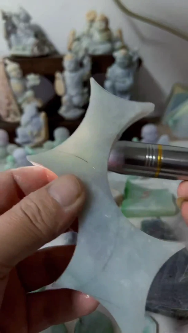 【闪购商品】翡翠吊坠(不含链)未镶嵌A1159