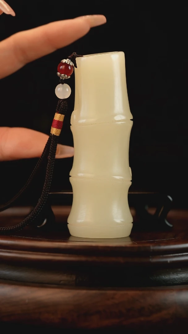 云南石竹叶青雕刻：节节高升