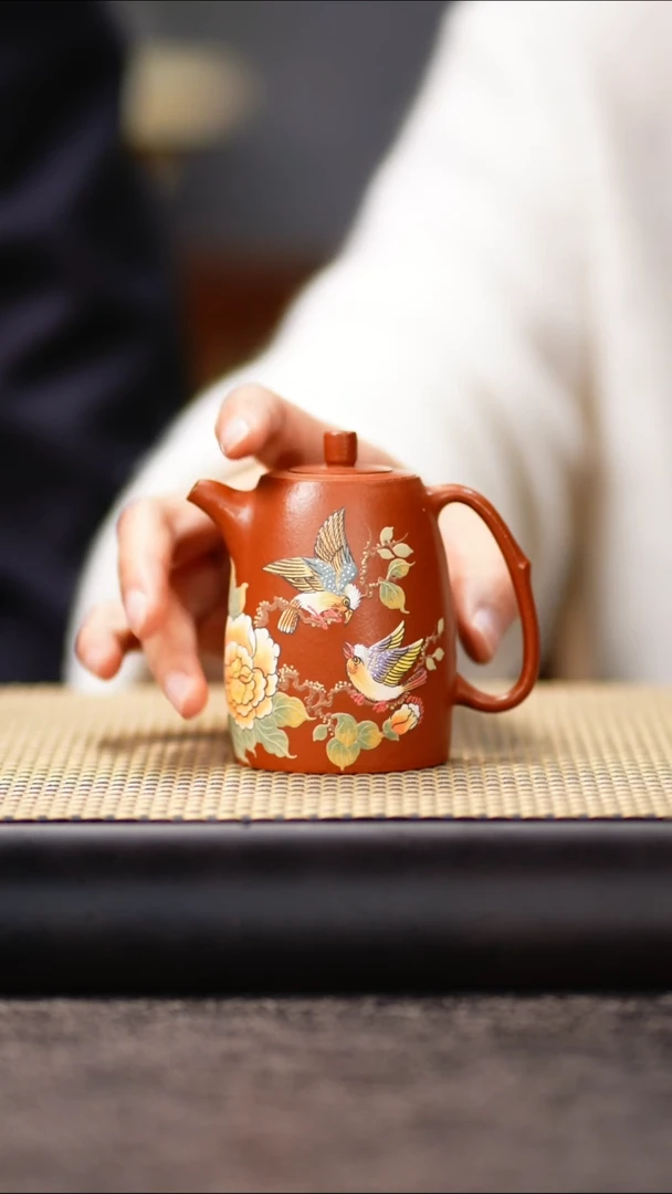 YHY128朱泥井栏壶
