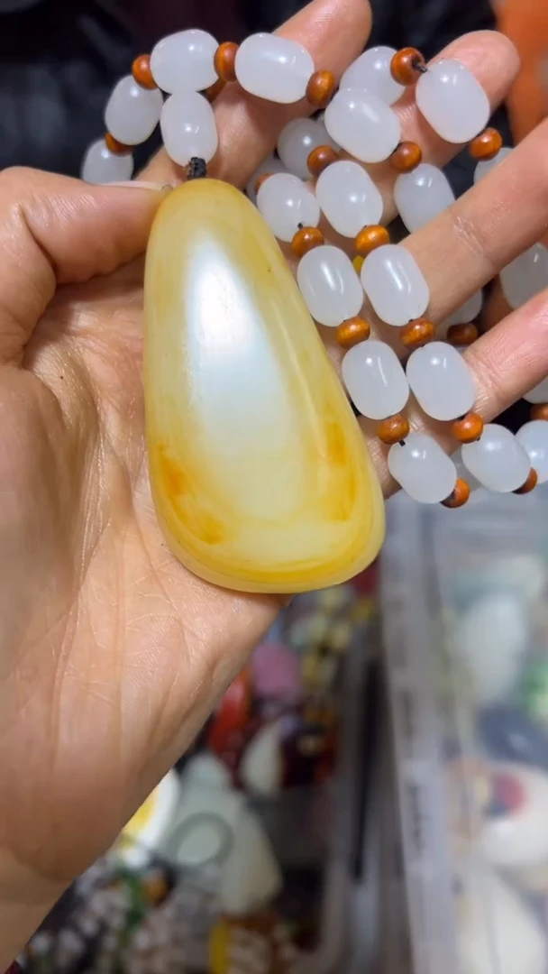 未镶嵌和田玉挂件1