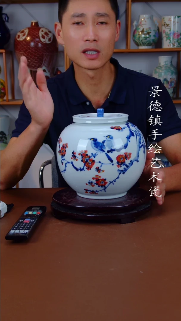 现代景德镇手工手绘陶瓷摆件11