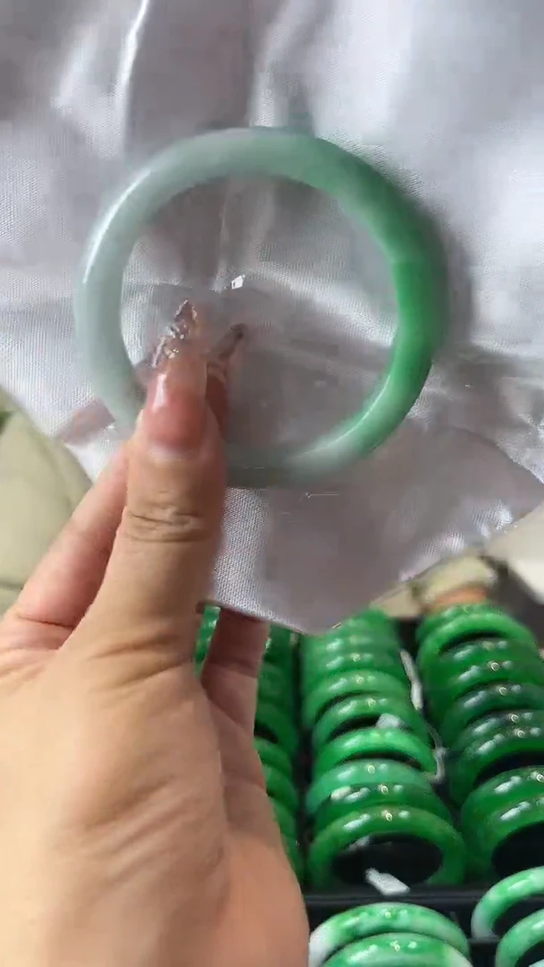 【闪购商品】砖雕a15 圈口56 独货手镯