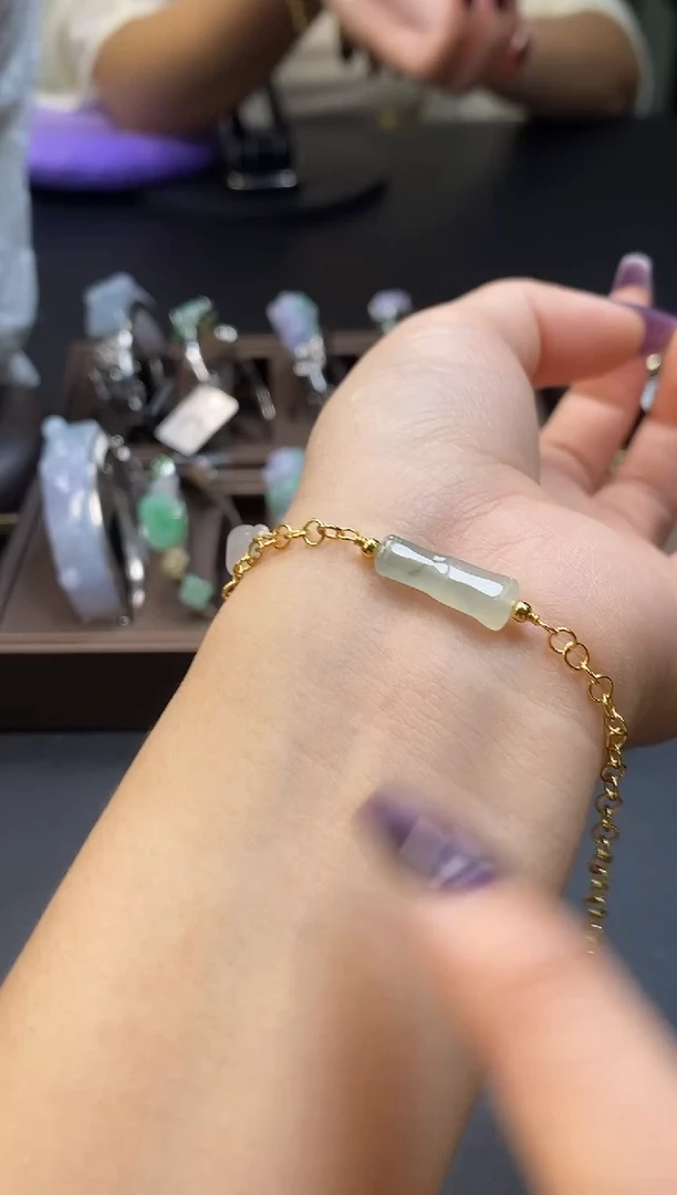 颈饰银S925镶嵌翡翠净货10587