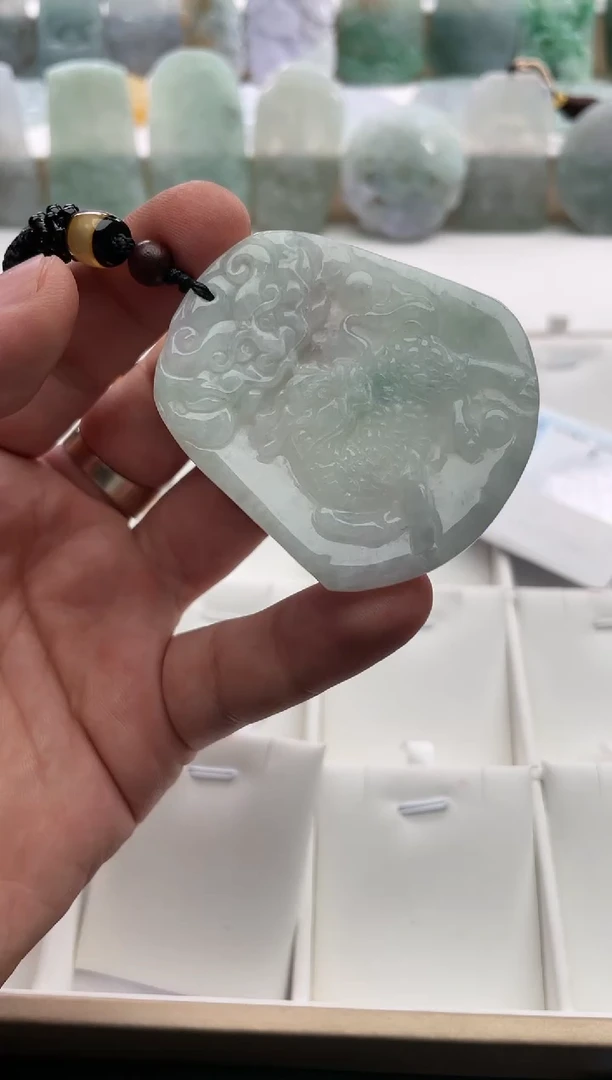 【闪购商品】翡翠颈饰未镶嵌..../3/4/ 89