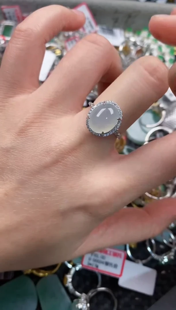 银S925镶嵌戒指翡翠999               7