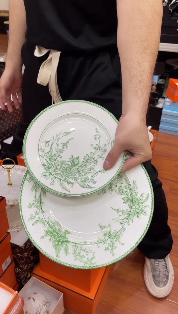 杯鸿辉家品牌瓷器，京东包邮！