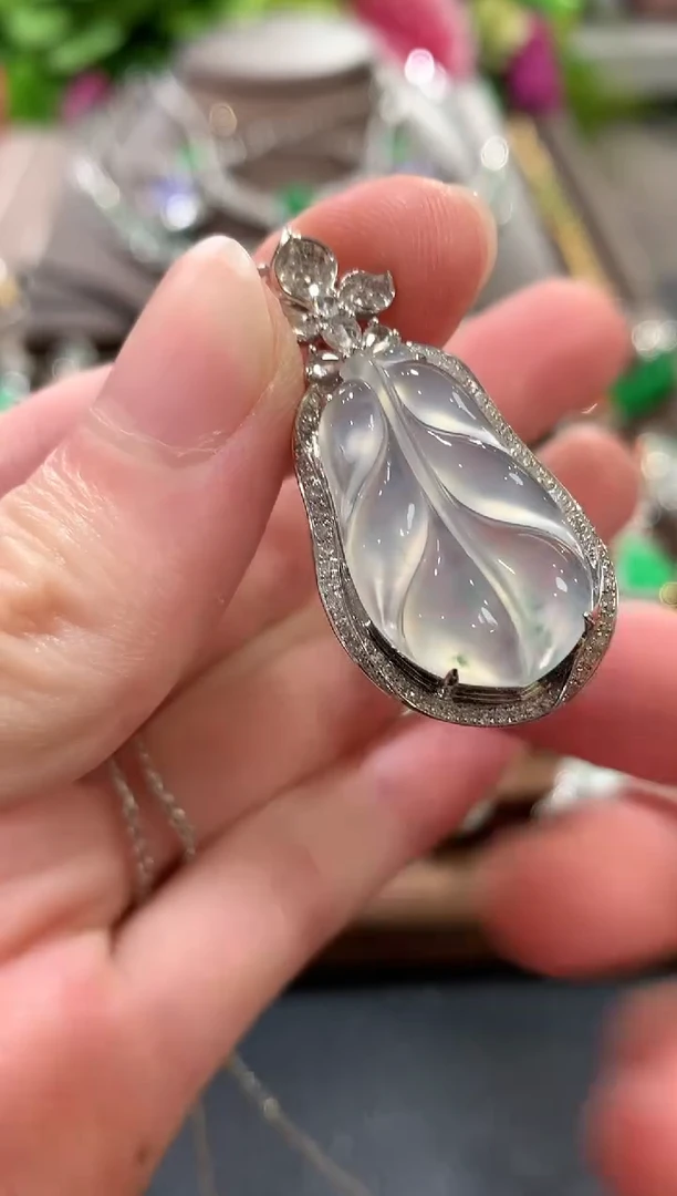 吊坠(不含链)18K金镶嵌翡翠c27