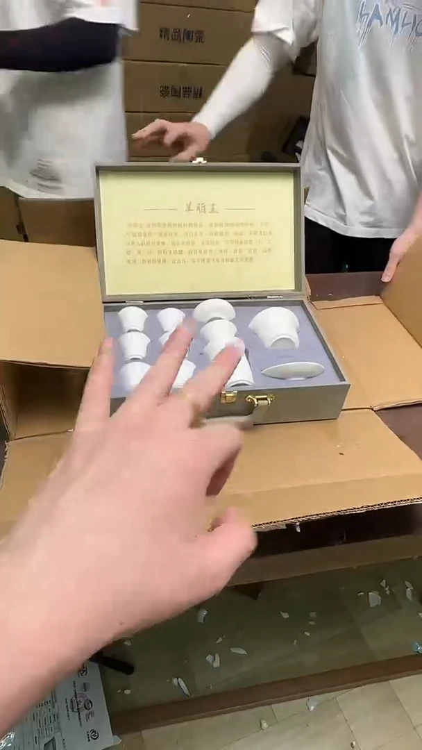 瓷片小强茶具套装