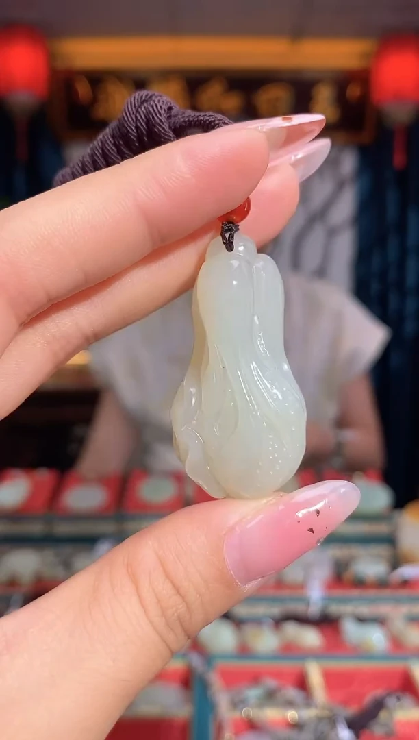 和田玉未镶嵌挂件白菜