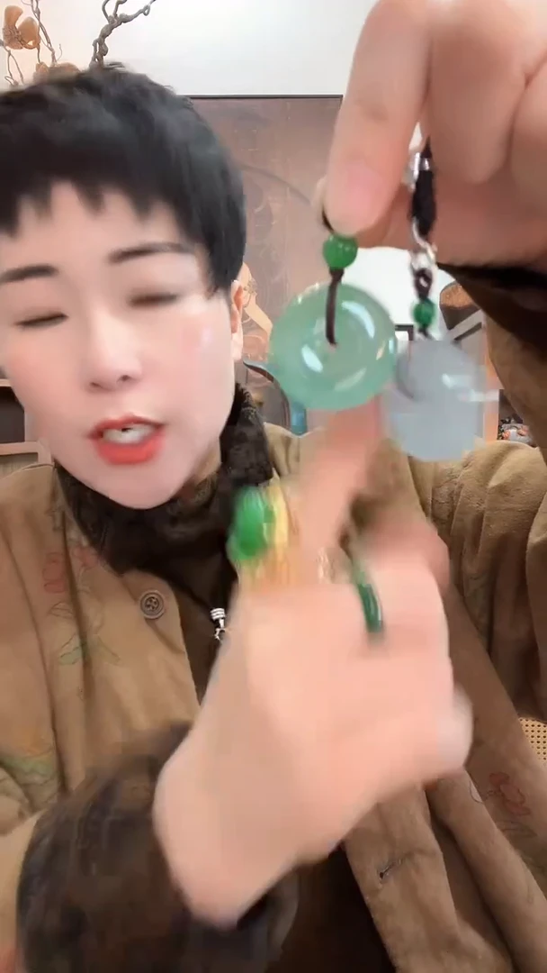 吊坠(赠链)未镶嵌翡翠多样性发货575