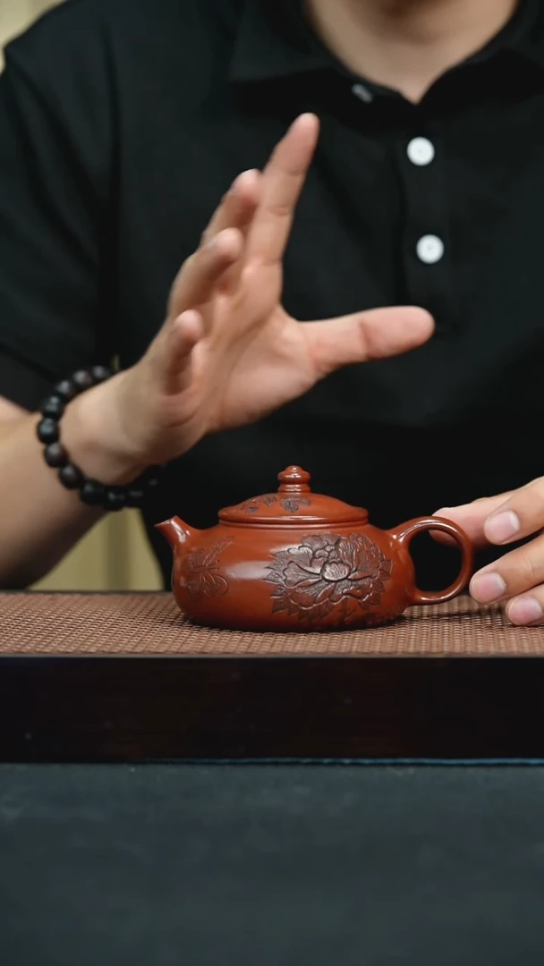 茶壶紫砂龙血砂刻绘寒江