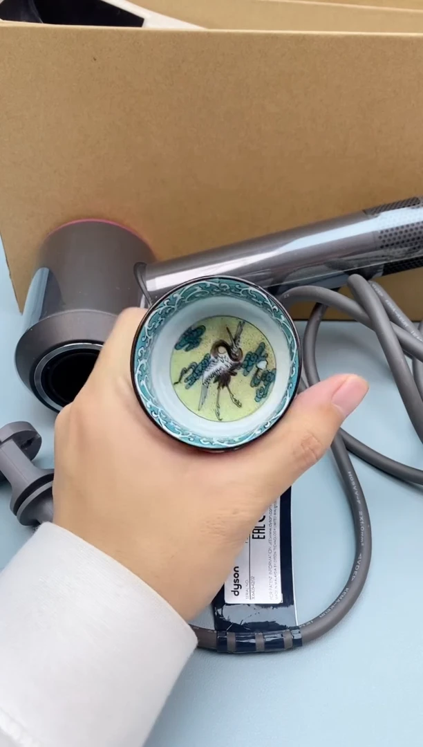 瓷片瓷片开播，全场浮力