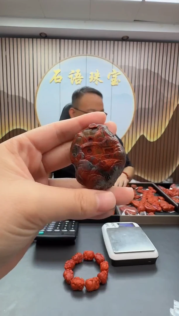 未镶嵌雕刻南红玛瑙111ZB1119产品一个