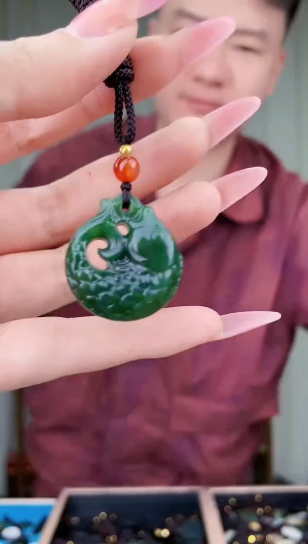 和田玉未镶嵌挂件拍一发一，多样性发货！