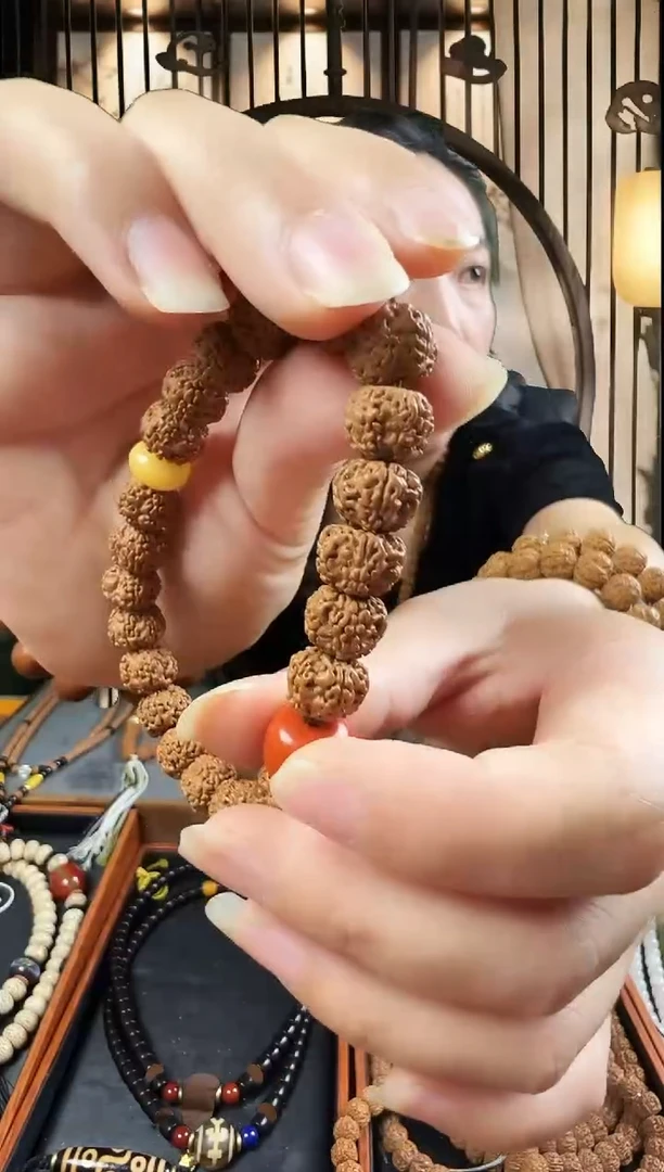 金刚菩提吊坠平细纹手串