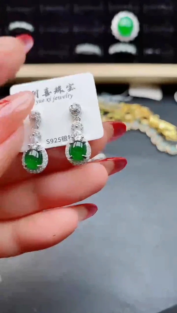 【闪购商品】翡翠耳饰银S925镶嵌12121212