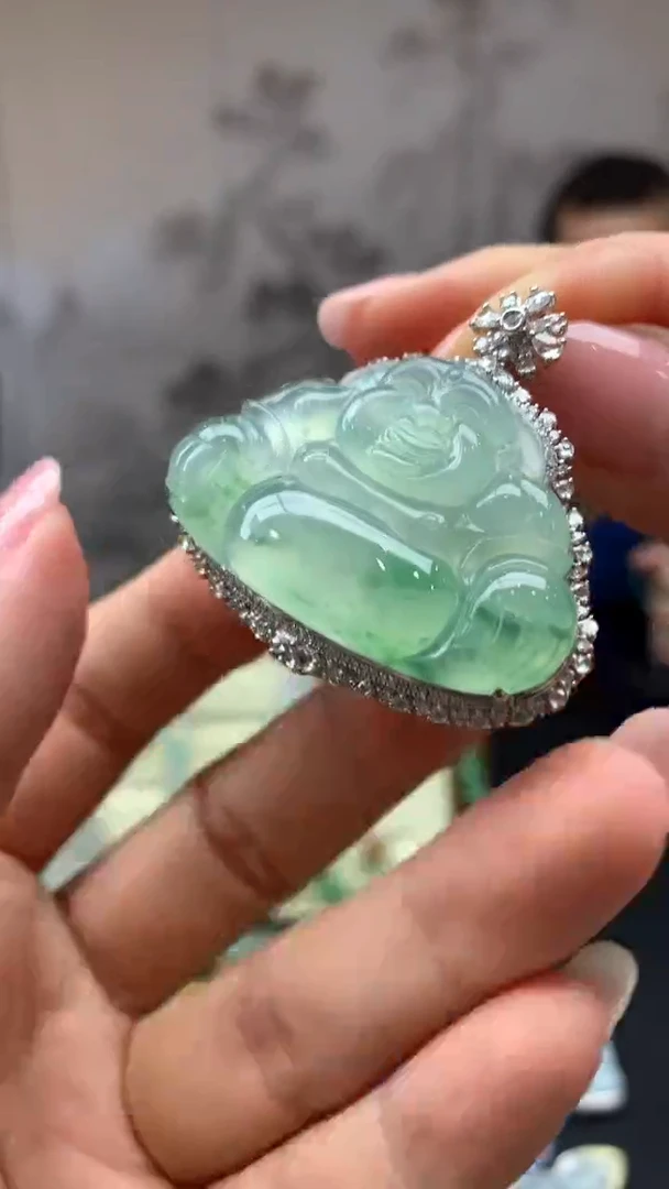 【闪购商品】翡翠颈饰18K金镶嵌12-天然翡翠