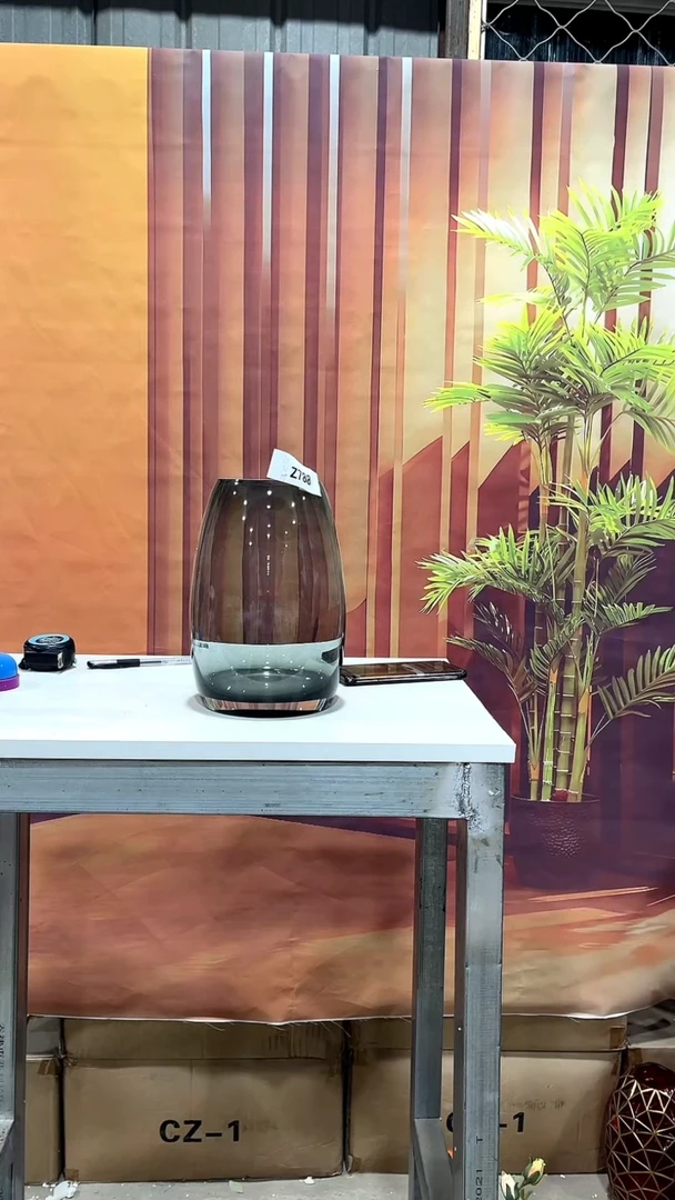 【闪购商品】玻璃788烟灰色恐龙蛋25高