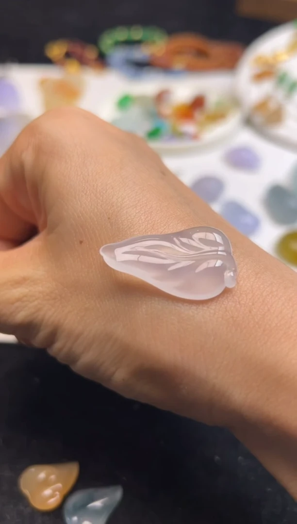 未镶嵌定制翡翠冰粉树叶2600+260-sq068