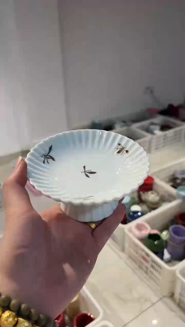 微瑕商品，介意勿拍
