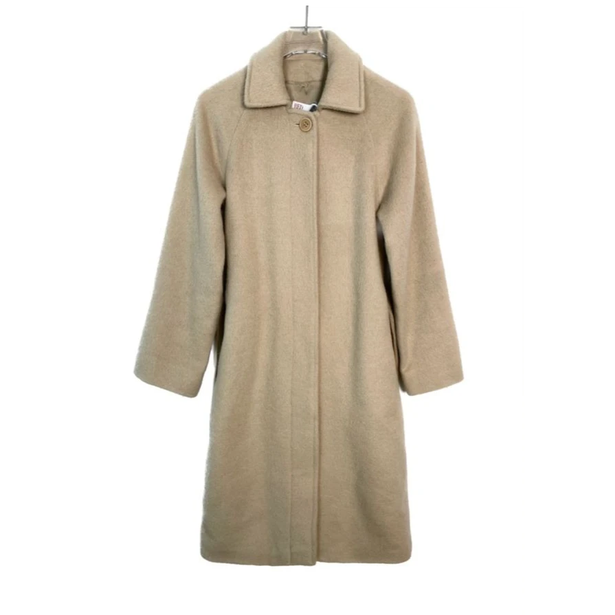 99新 Valentino/华伦天奴 海囤/华伦天奴 大衣 /36码/rd53433