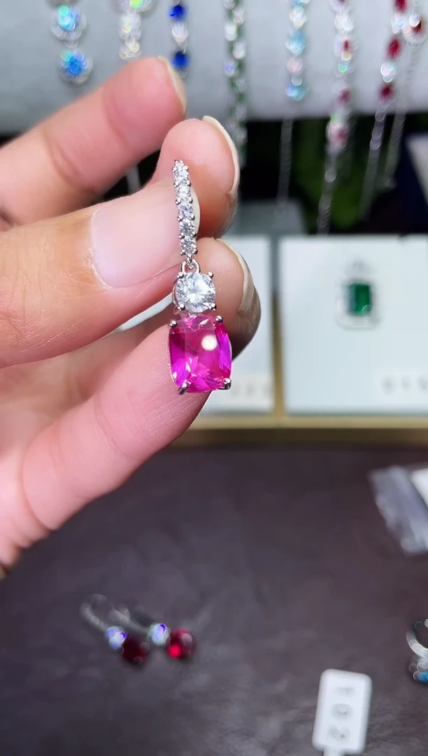 合金合成钻石热粉耳坠