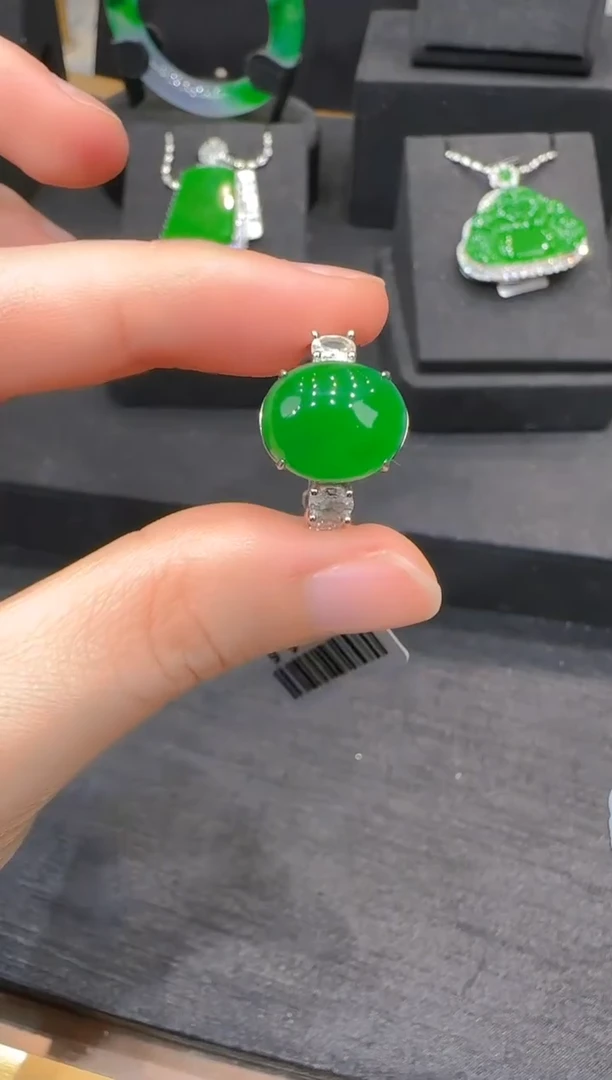 【闪购商品】翡翠戒指银S925镶嵌天然翡翠A货多样性发一件