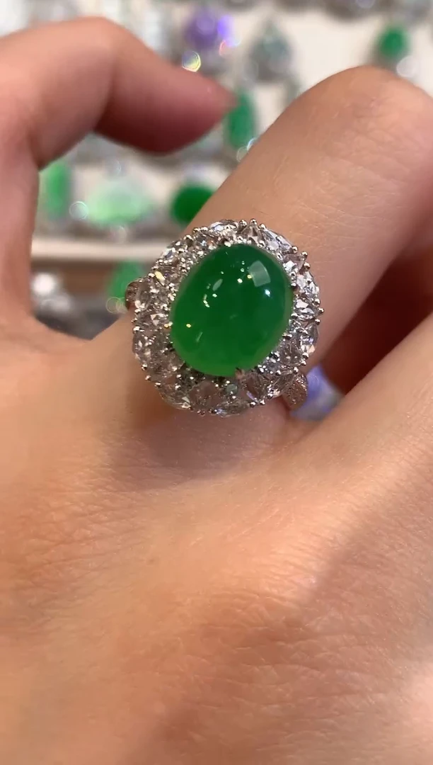 18K金镶嵌戒指翡翠a133