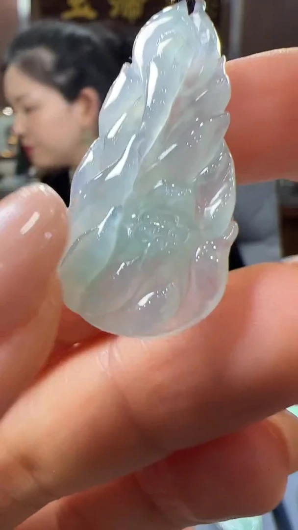 翡翠挂件未镶嵌悟道