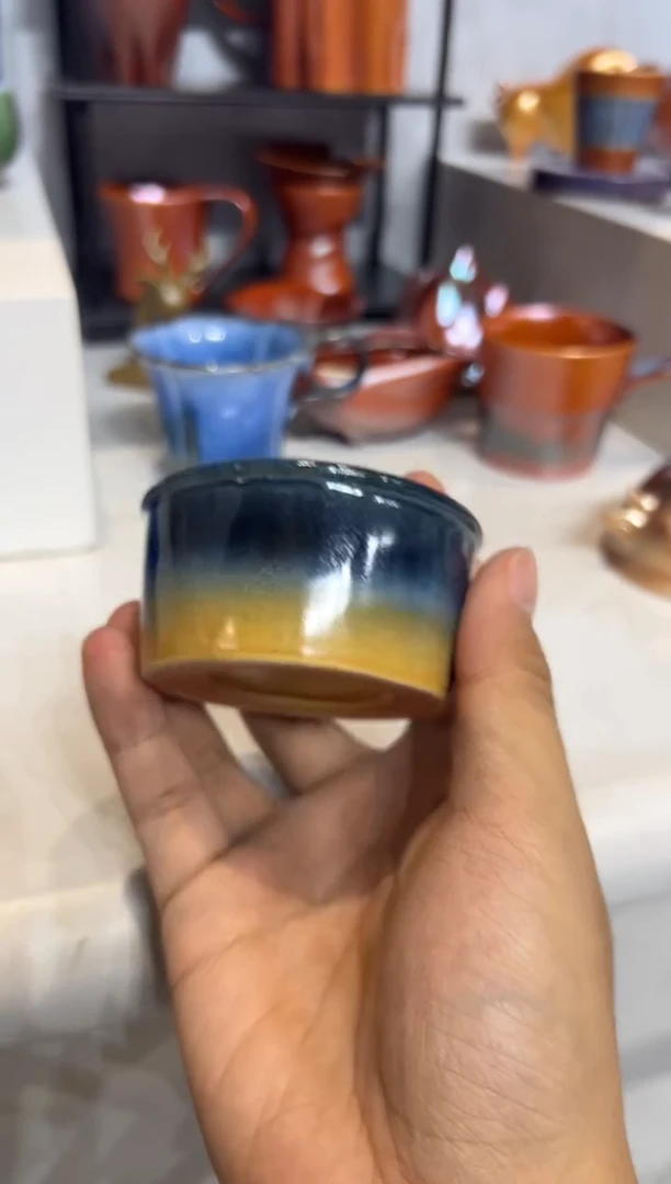 7柴房陶瓷柴烧渐变普洱杯