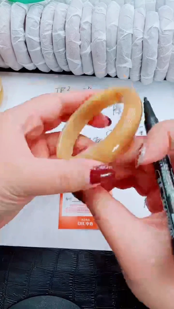 【闪购商品】石英质玉手镯未镶嵌S6-58-59