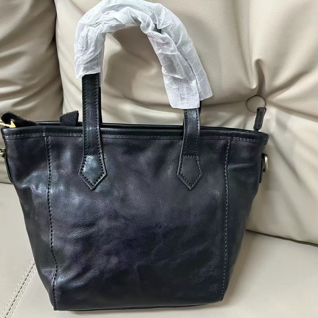 简约风轻奢牛皮小包8053