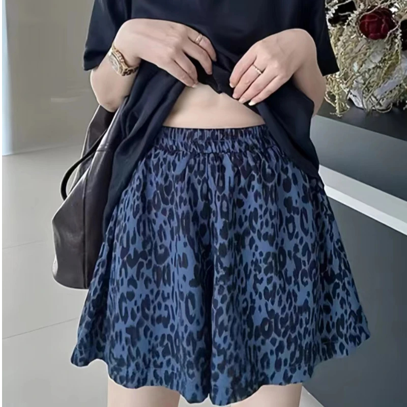 2025夏季新款大码豹纹a字阔腿短裤女胖mm松紧腰显瘦百搭休闲裤子
