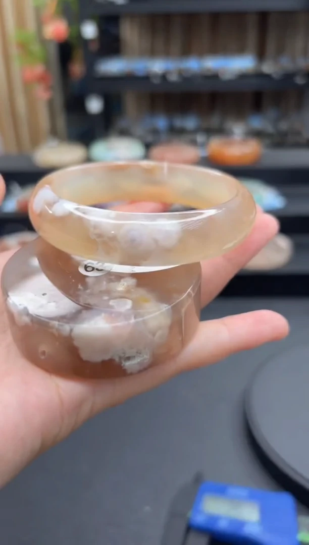 未镶嵌手镯石英质玉206(63圈赠送镯心)