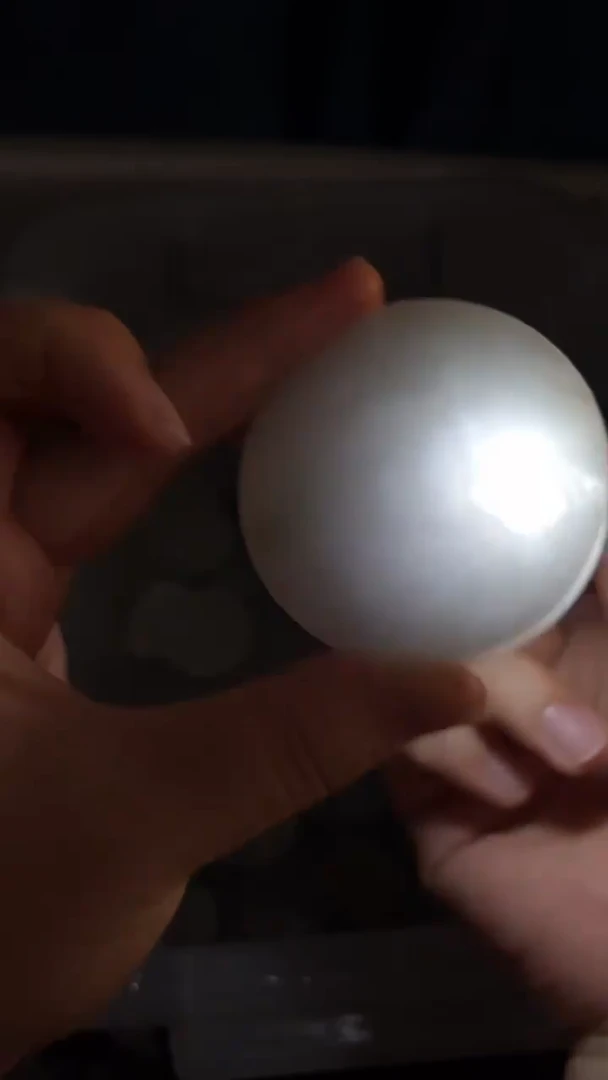 翡翠挂件未镶嵌翡翠