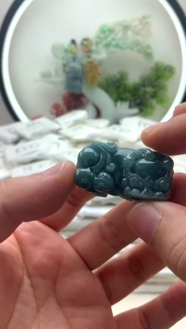 颈饰未镶嵌翡翠貔貅【福利款】