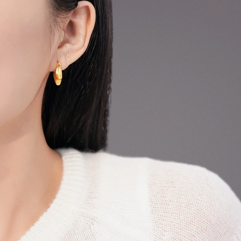 铜合金耳饰 925银针高级感哑光星星金色耳扣百搭气质设计感耳环