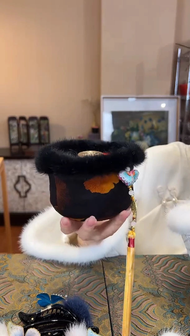 刺绣汤婆子+衣服（一整套）