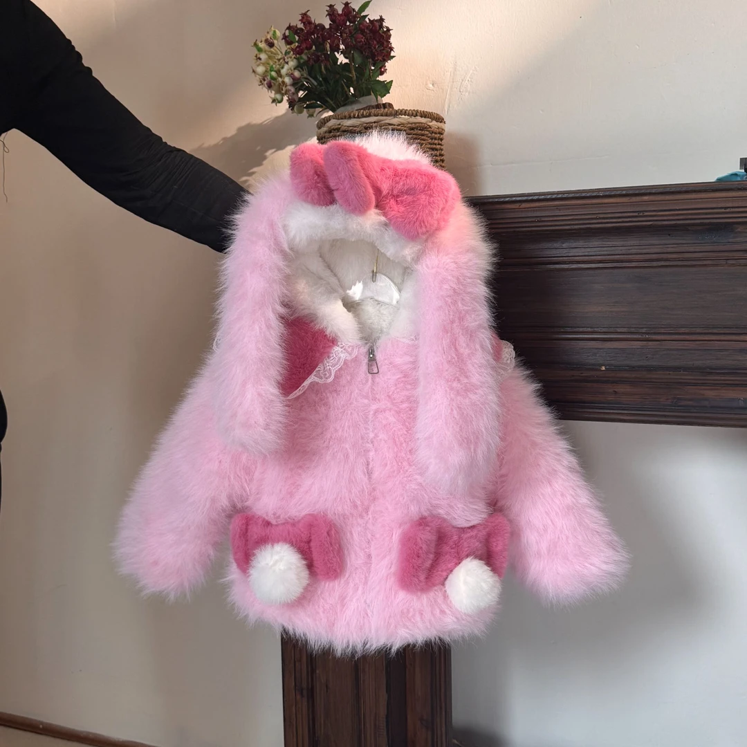 凯尔宜秋冬新款卡通小动物连帽厚款毛毛衣美乐蒂外套